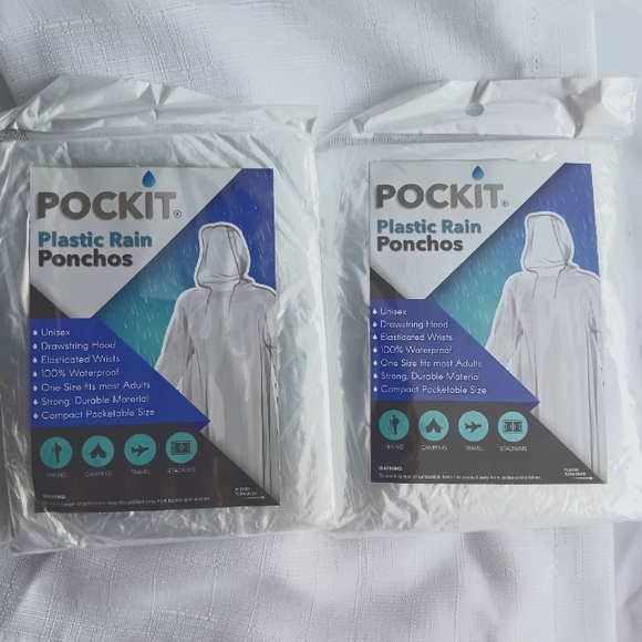 2 Plastic Ponchos - Picture 1 of 2